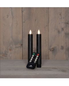 Zwart LED dinerkaarsen wax met USB kabel en bewegende vlam 2 stuks H 18 cm